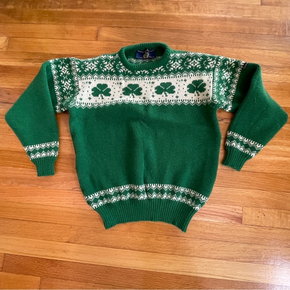 American Vintage Other - BLARNEY CASTLE Vintage 70’s-80’s Pure Wool shamrock Sweater